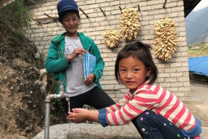 阿特拉斯·科普柯中国员工拜访布拖县地洛乡扎台村“共享水资源”项目
