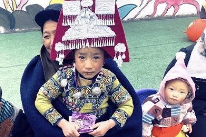 民族文化| 汉语到彝语，她把彝族新年讲给孩子们听