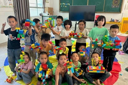 乐高创意大冒险： 当小手遇见积木  会搭出怎样的成长故事